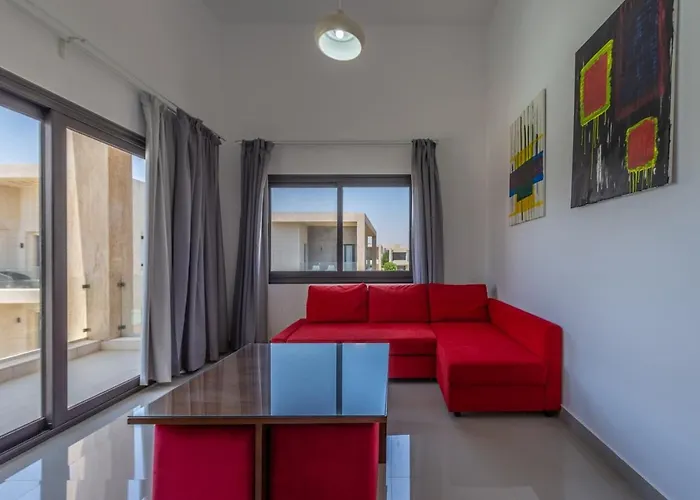 Golden Pool View 1-bedroom In G-cribs, El Gouna *